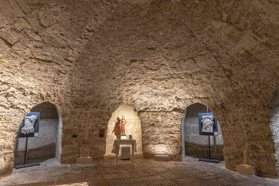 Croacia - Split 28 - palacio de Diocleciano - catedral de San Domnión - cripta